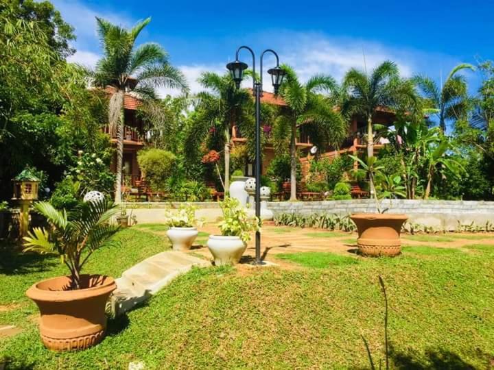 Eagles Nest Cabanas Tangalle Exterior photo